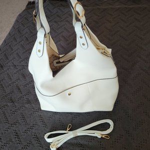 Ladies Ivory/Cream Colored Purse (NWOT)